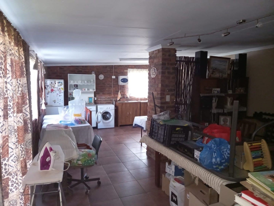 6 Bedroom Property for Sale in Bootha A H Gauteng