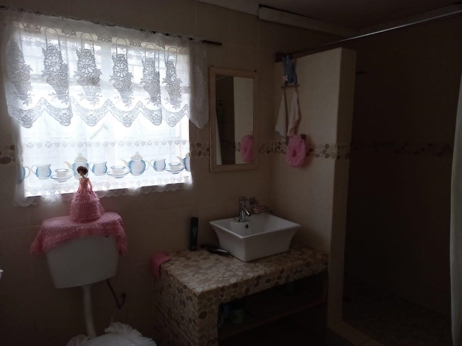6 Bedroom Property for Sale in Bootha A H Gauteng