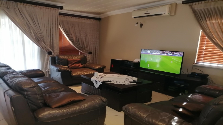 3 Bedroom Property for Sale in Vanderbijlpark SW 1 Gauteng