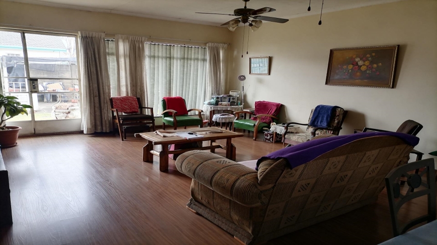3 Bedroom Property for Sale in Vanderbijlpark SE 6 Gauteng
