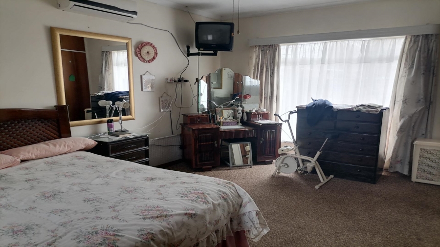 3 Bedroom Property for Sale in Vanderbijlpark SE 6 Gauteng