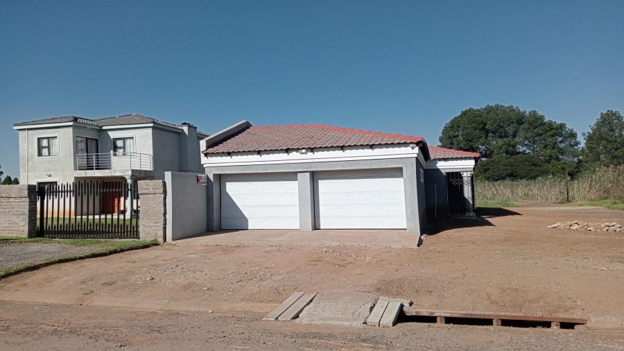 3 Bedroom Property for Sale in Vanderbijlpark SE 4 Gauteng