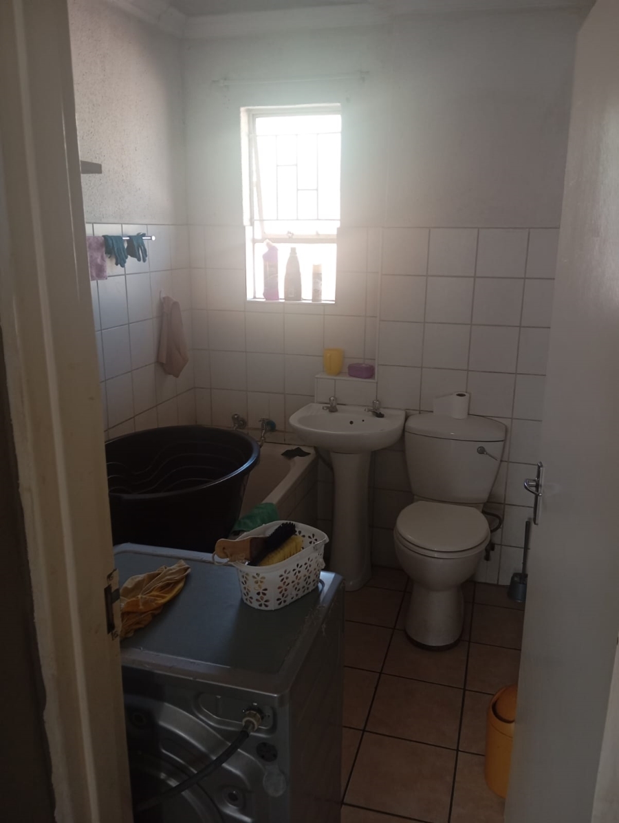 2 Bedroom Property for Sale in Kempton Park Central Gauteng