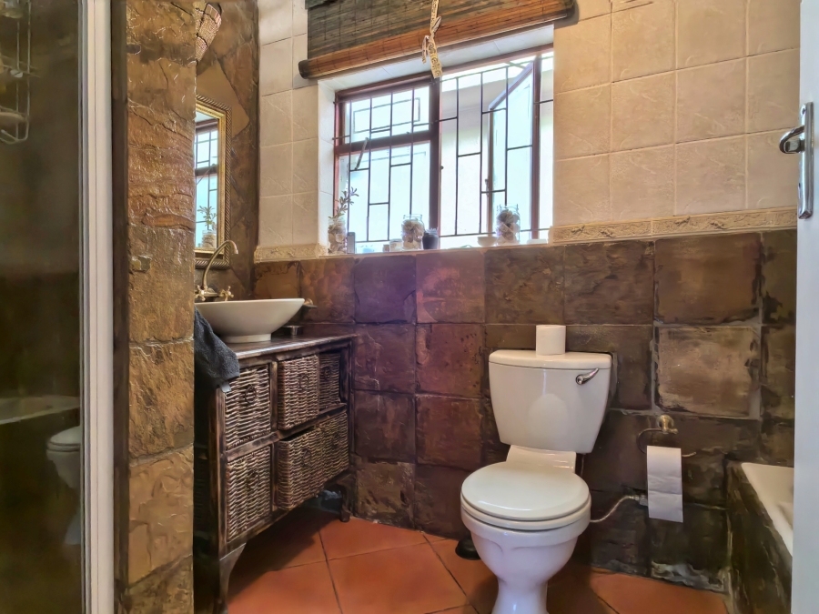 4 Bedroom Property for Sale in Fairland Gauteng