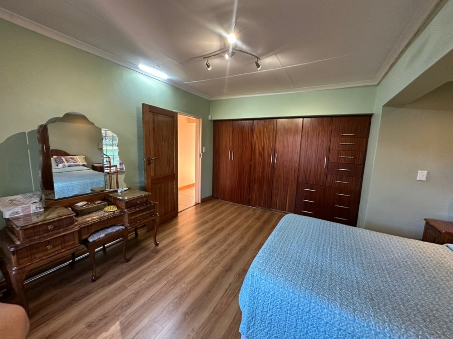 5 Bedroom Property for Sale in Arcon Park Gauteng