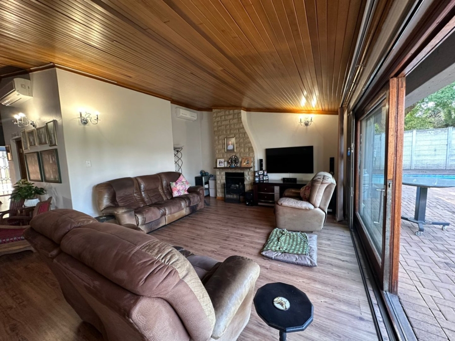 5 Bedroom Property for Sale in Arcon Park Gauteng