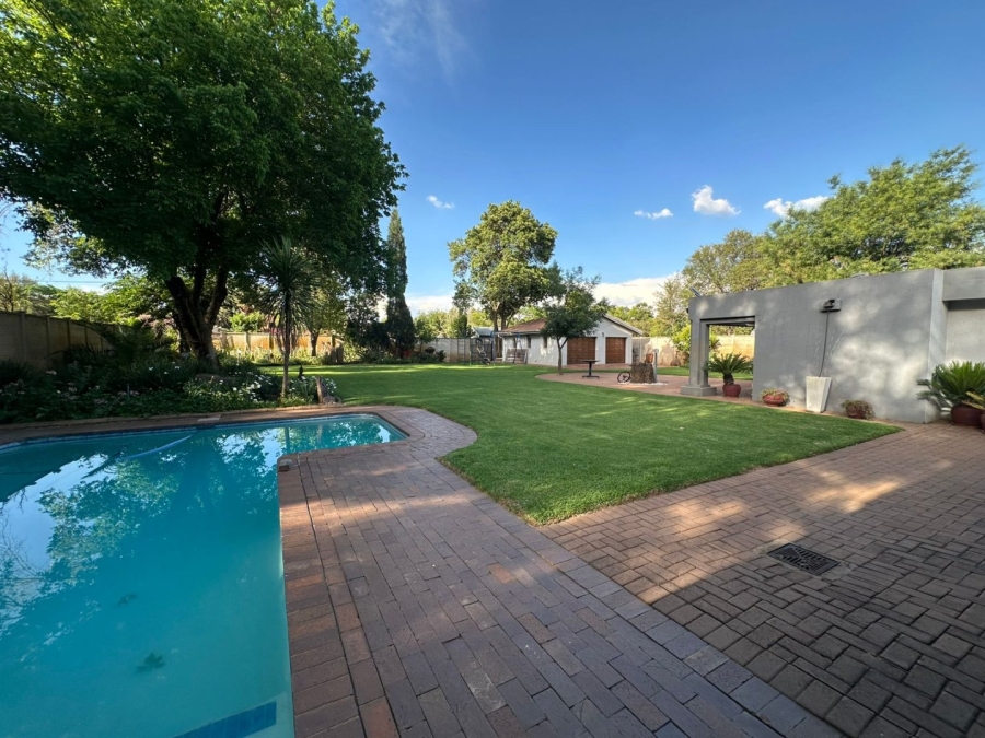 5 Bedroom Property for Sale in Arcon Park Gauteng