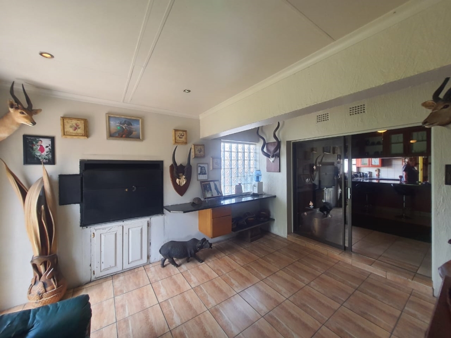 4 Bedroom Property for Sale in Vanderbijlpark SE 1 Gauteng