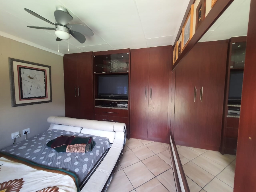4 Bedroom Property for Sale in Vanderbijlpark SE 1 Gauteng