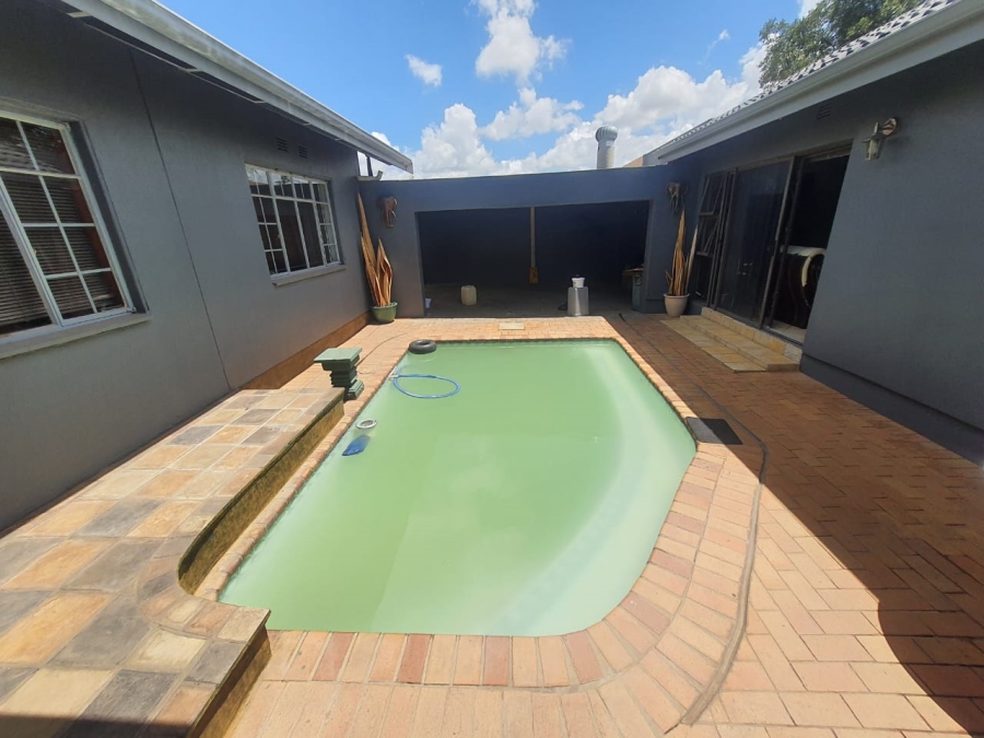 4 Bedroom Property for Sale in Vanderbijlpark SE 1 Gauteng