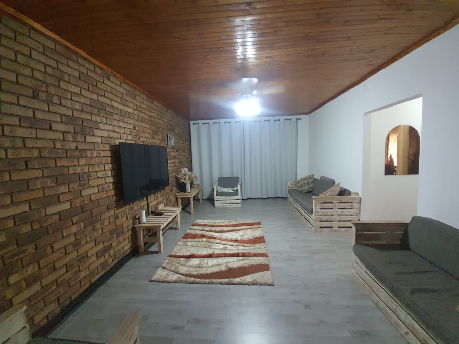 3 Bedroom Property for Sale in Vanderbijlpark SE 2 Gauteng