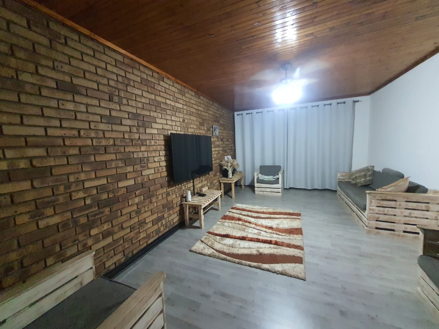 3 Bedroom Property for Sale in Vanderbijlpark SE 2 Gauteng