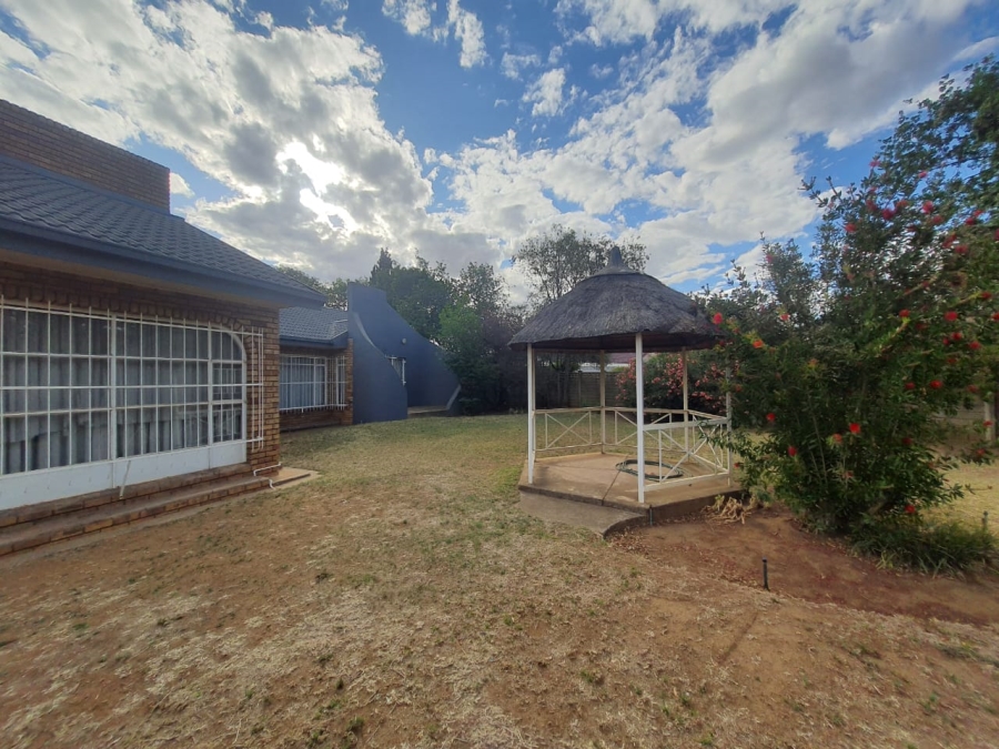 3 Bedroom Property for Sale in Vanderbijlpark SE 2 Gauteng
