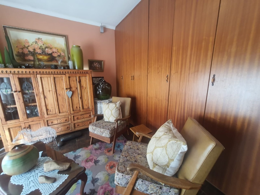 4 Bedroom Property for Sale in Vanderbijlpark SE 2 Gauteng