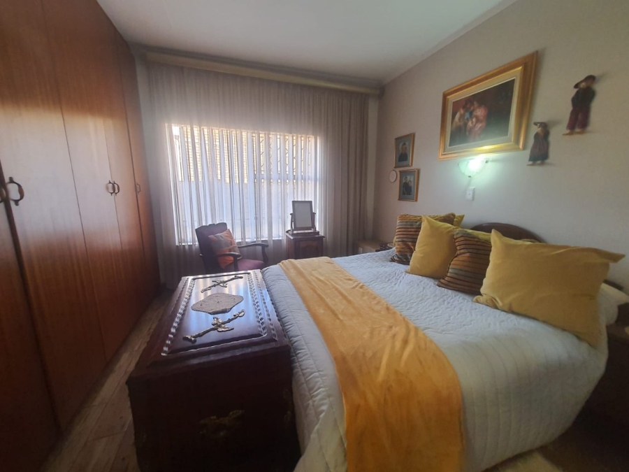 4 Bedroom Property for Sale in Vanderbijlpark SE 2 Gauteng