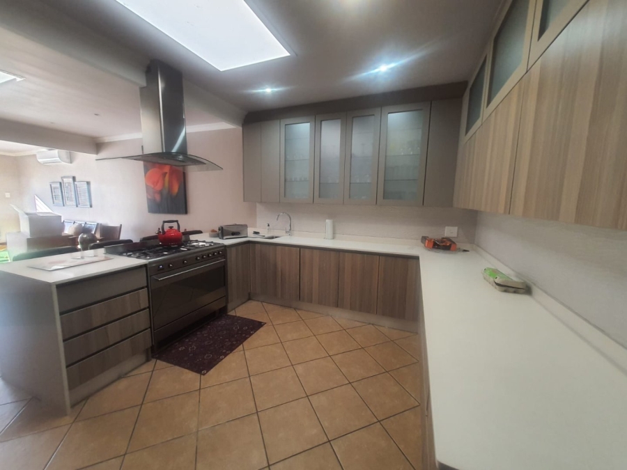 3 Bedroom Property for Sale in Vanderbijlpark SE 2 Gauteng