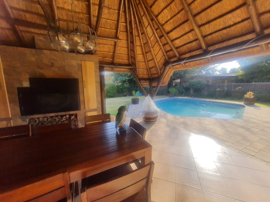 3 Bedroom Property for Sale in Vanderbijlpark SE 2 Gauteng