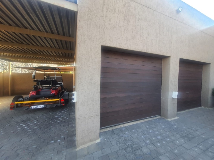 3 Bedroom Property for Sale in Vanderbijlpark SE 2 Gauteng