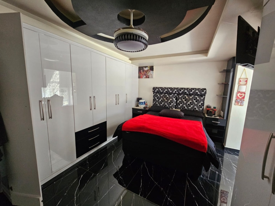 4 Bedroom Property for Sale in Arcon Park Gauteng