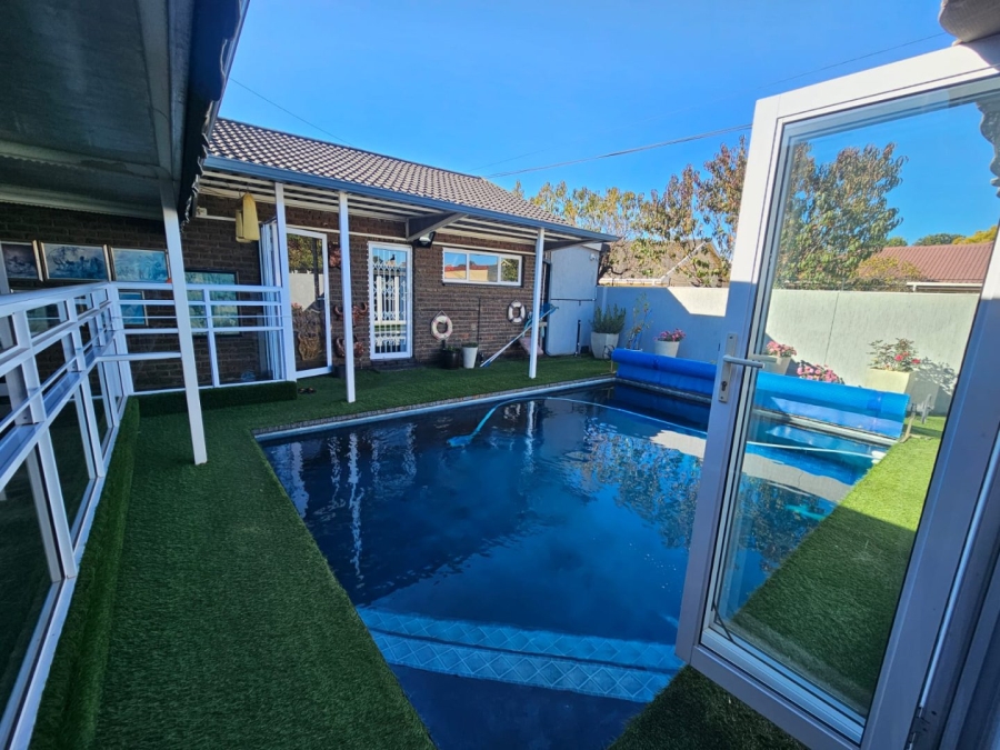 4 Bedroom Property for Sale in Arcon Park Gauteng