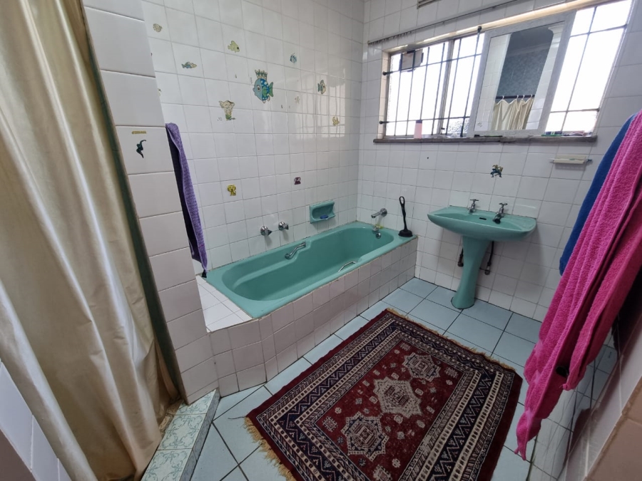 3 Bedroom Property for Sale in Vanderbijlpark SE 2 Gauteng