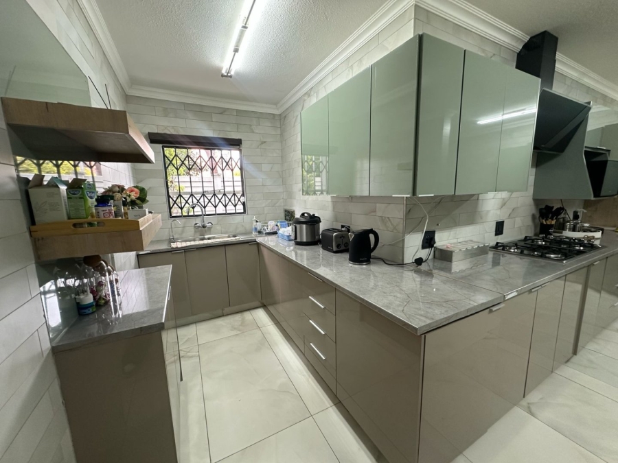 6 Bedroom Property for Sale in Arcon Park Gauteng