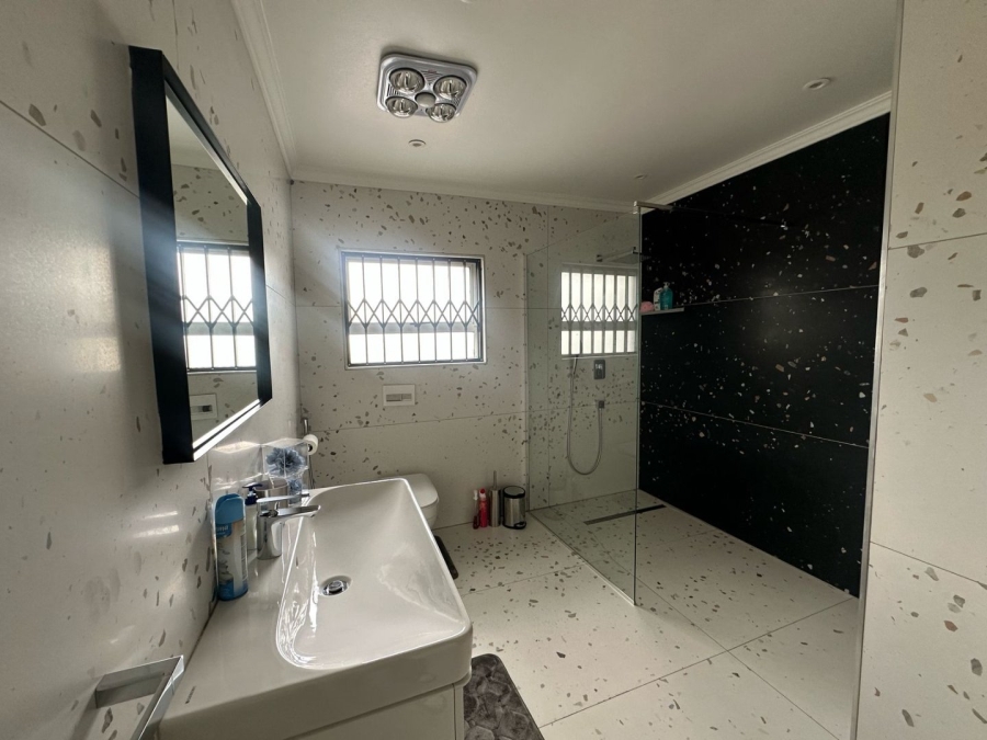 6 Bedroom Property for Sale in Arcon Park Gauteng