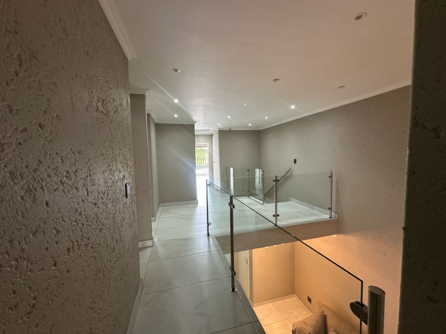 6 Bedroom Property for Sale in Arcon Park Gauteng