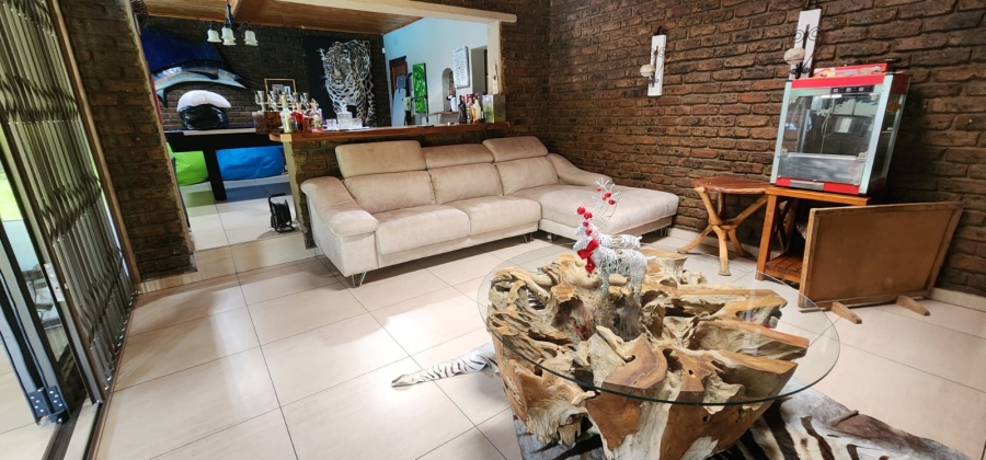 4 Bedroom Property for Sale in Vanderbijlpark SE 2 Gauteng