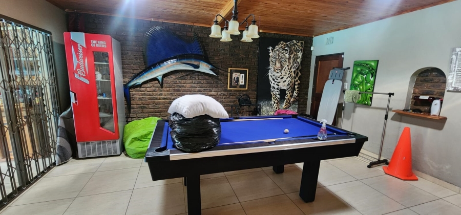 4 Bedroom Property for Sale in Vanderbijlpark SE 2 Gauteng