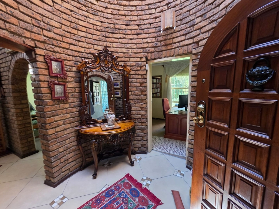 4 Bedroom Property for Sale in Vanderbijlpark SE 2 Gauteng