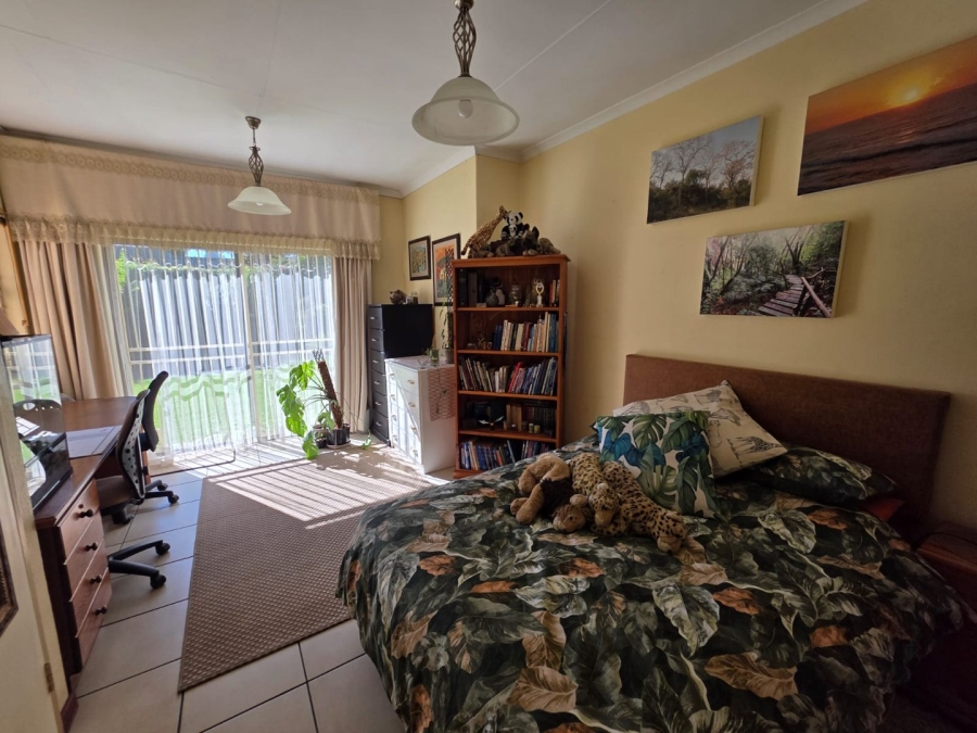 4 Bedroom Property for Sale in Vanderbijlpark SE 2 Gauteng