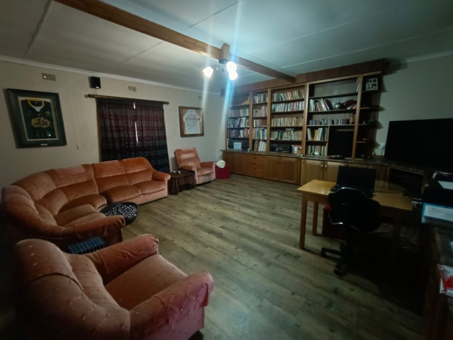 4 Bedroom Property for Sale in Vanderbijlpark SE 2 Gauteng