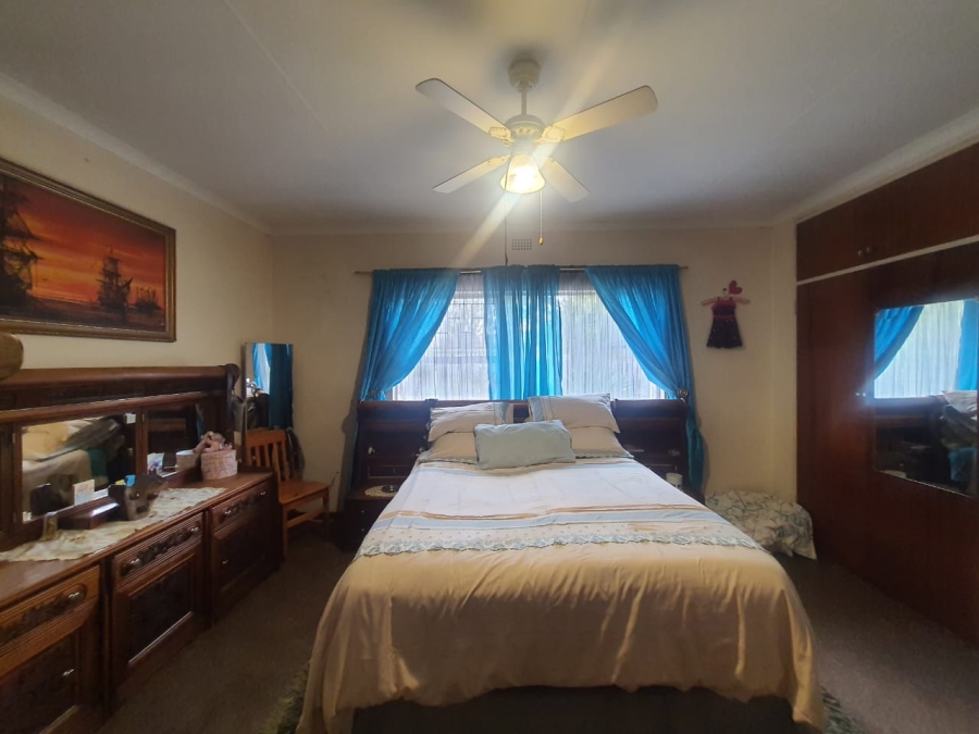3 Bedroom Property for Sale in Vanderbijlpark SE 2 Gauteng