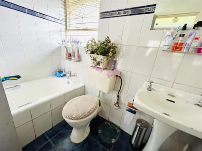 4 Bedroom Property for Sale in Duncanville Gauteng