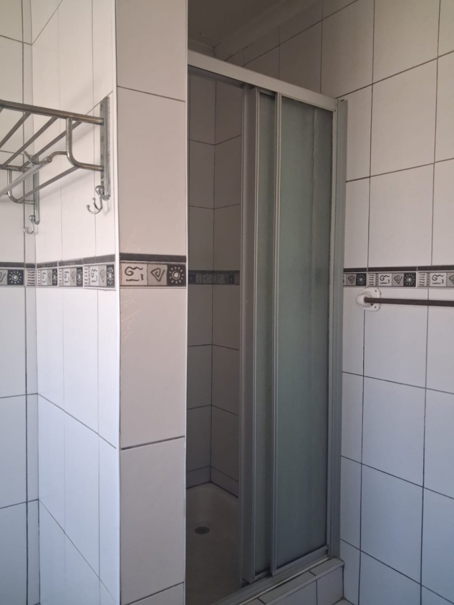 5 Bedroom Property for Sale in Bedworth Park Gauteng