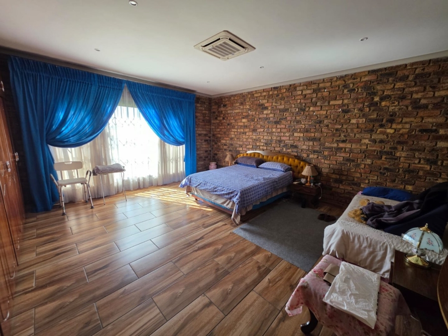 4 Bedroom Property for Sale in Bedworth Park Gauteng