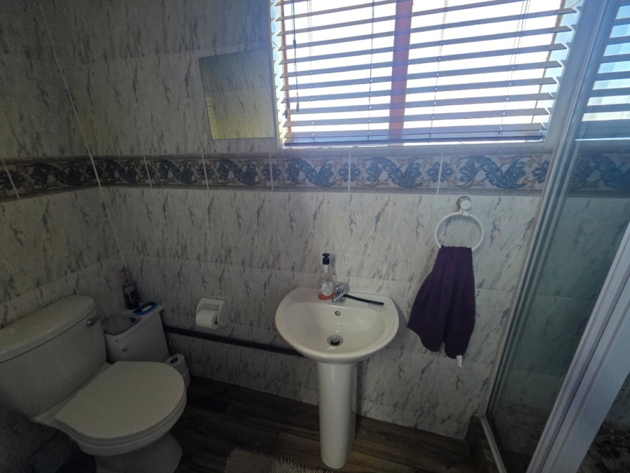 4 Bedroom Property for Sale in Bedworth Park Gauteng