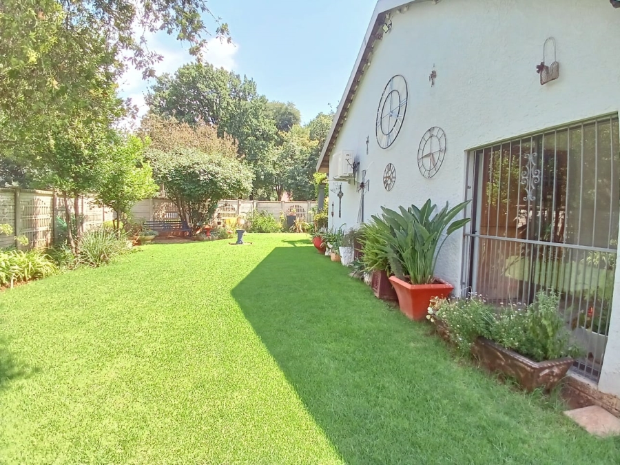 3 Bedroom Property for Sale in Vanderbijlpark SE 2 Gauteng
