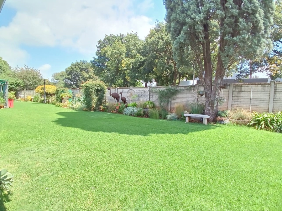 3 Bedroom Property for Sale in Vanderbijlpark SE 2 Gauteng