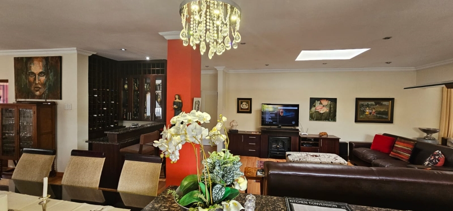 4 Bedroom Property for Sale in Vanderbijlpark SE 2 Gauteng