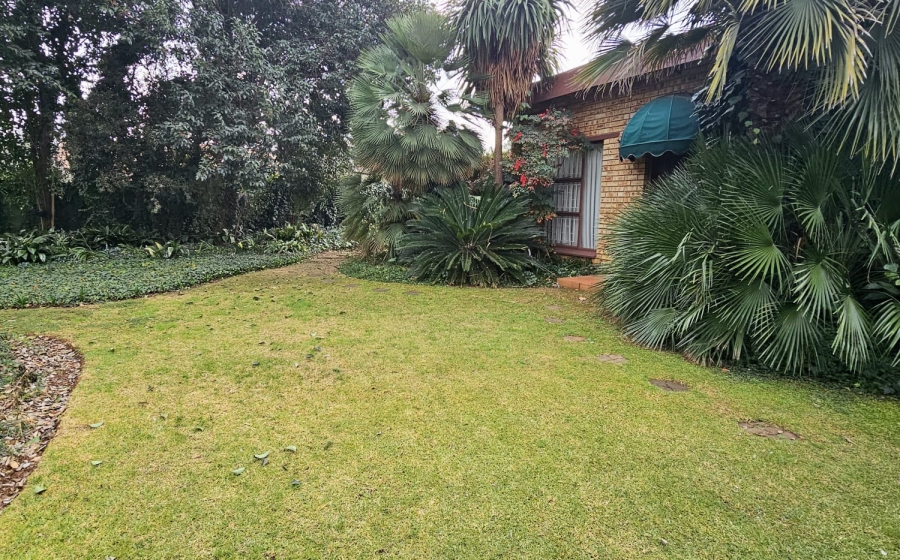 4 Bedroom Property for Sale in Vanderbijlpark SE 2 Gauteng