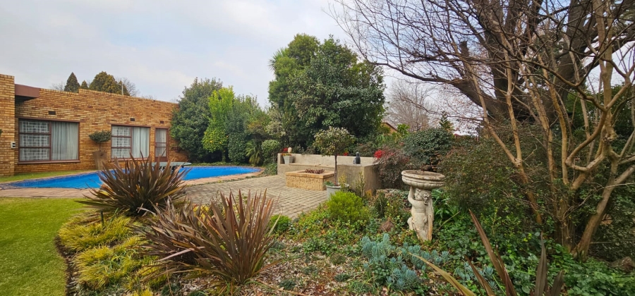 4 Bedroom Property for Sale in Vanderbijlpark SE 2 Gauteng