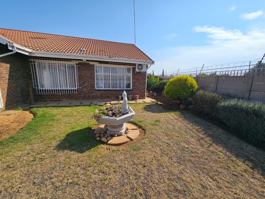 3 Bedroom Property for Sale in Arcon Park Gauteng