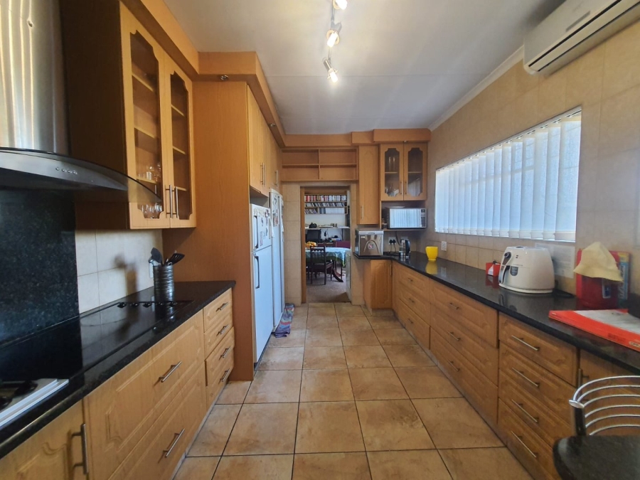 4 Bedroom Property for Sale in Vanderbijlpark SE 2 Gauteng