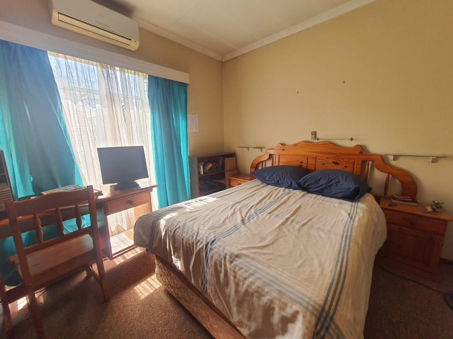 4 Bedroom Property for Sale in Vanderbijlpark SE 2 Gauteng