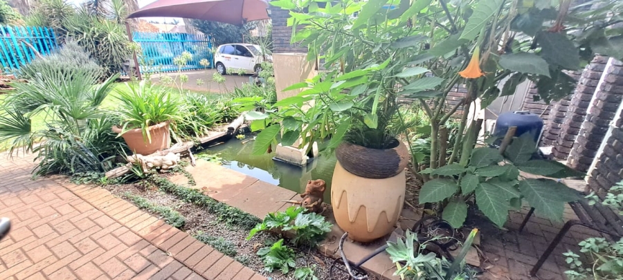4 Bedroom Property for Sale in Arcon Park Gauteng