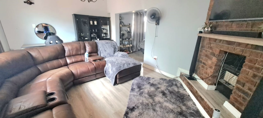 4 Bedroom Property for Sale in Arcon Park Gauteng