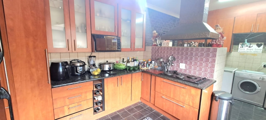 4 Bedroom Property for Sale in Arcon Park Gauteng