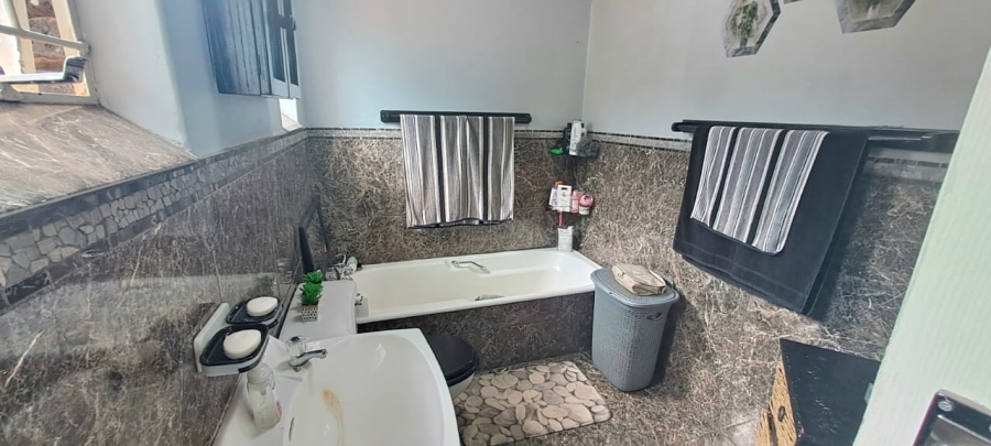 4 Bedroom Property for Sale in Arcon Park Gauteng